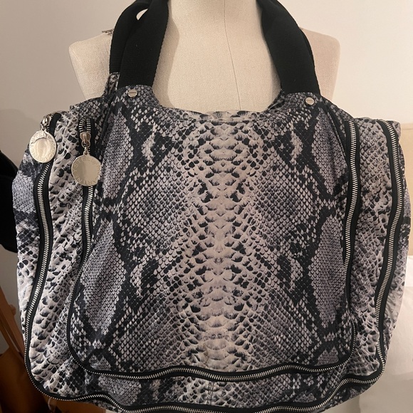 RARE Stella McCartney LARGE Python Tote Bag ⚡️No crossbody strap or dust bag. - Picture 3 of 6